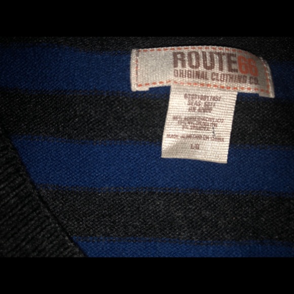 Almost new lightweight sweater. Size L. - Picture 4 of 5